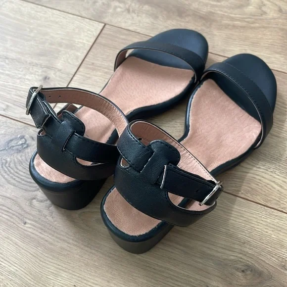 Black J. Jill Women's Sandals - Picture 2 of 11